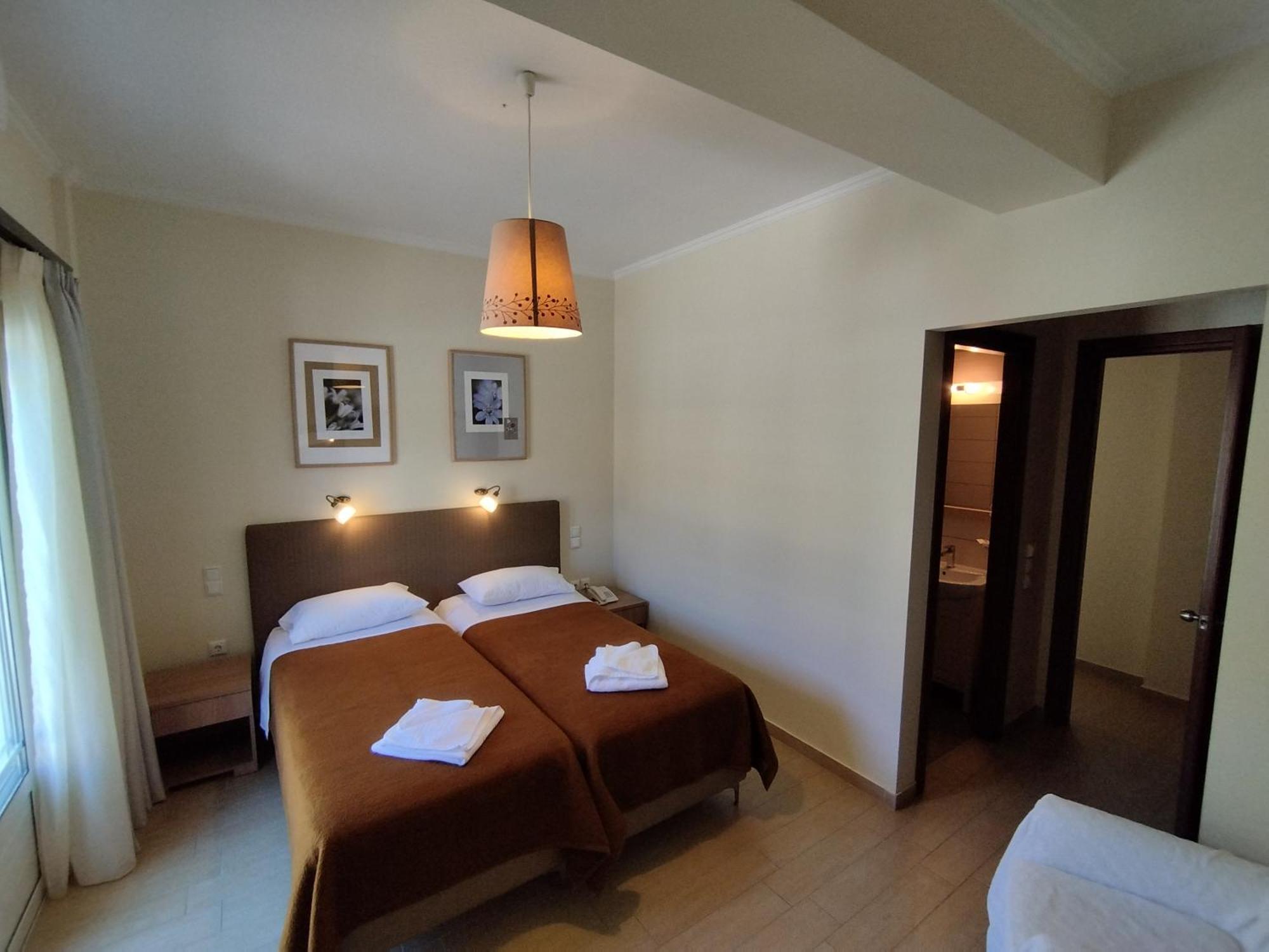 Ilios Hotel 3*